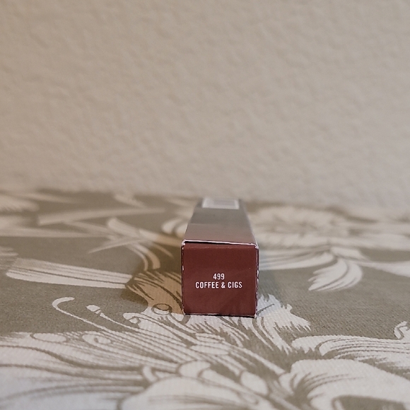 MAC Cosmetics Love Me Liquid Lipcolour In Coffee & Cigs - Picture 2 of 5